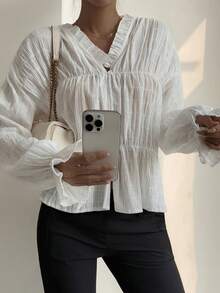 Livesso 春夏宽松商务休闲纹理荷叶边下摆腰部设计白色开衫长袖衬衫，女士度假款 - 白色 - 查看 2
