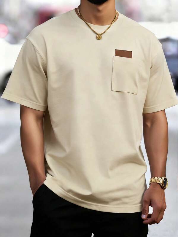 Manfinity Homme Men's Slim Fit Crew Neck Short Sleeve T-Shirt With Left Chest Pocket And Leather Patch Cream Top Men Beige Men Outfit Men Street Wear Shirt Cream T Shirt Men's Pocket T Shirts Old Money,Daily Leisure, Weekend Trips, Outdoor Activities, Travel Expeditions, Relaxed Work Environments Or Semi-Formal Occasions, Boyfriend/Husband Gift, Anniversary /Birthday Gift Party Summer Vacation Holiday,Wedding,Spring To Summer