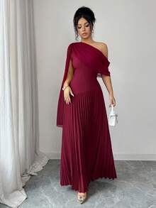 Rafferiza Women's Elegant Oblique Shoulder Ruffle Pleated Dress - Burgundy - View 7
