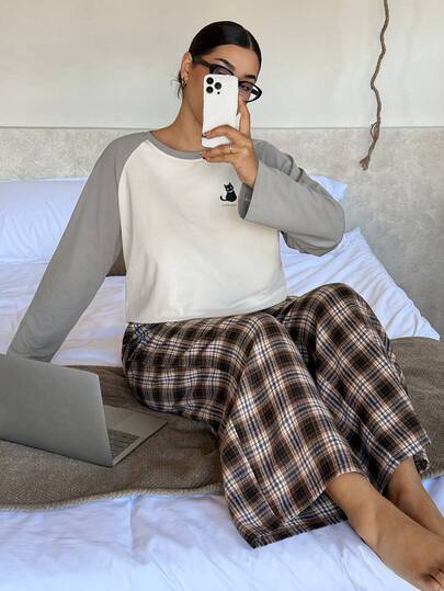 Dazy Plus Plus Size Women Casual Comfortable Printed Pajama Set