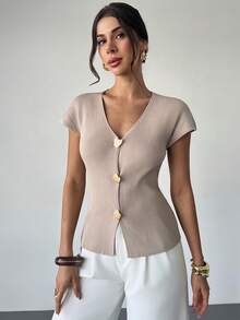 Firerie 女士纯色修身V领弹力优雅金色纽扣开衫毛衣，长袖休闲/办公/街头/约会穿着，轻薄夏季休闲开衫 - 杏色 - 查看 8