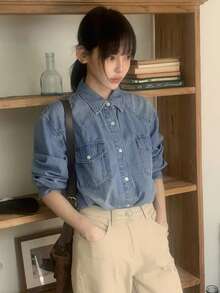 DAZY 復古風領口單排扣寬鬆百搭雙口袋長袖女款牛仔上衣 - 中等水洗藍 - 查看 7
