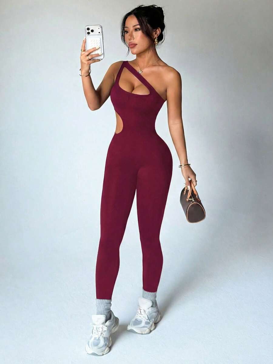 SHEIN Sports 女款無縫酒紅色夏季性感健身連身褲,不對稱領口無袖鏤空腰部設計,純色瑜伽健身休閒連身褲 - 酒紅色 - 查看 1