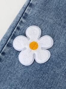 SHEIN ChillGRL Mädchen modischer Jumpsuit aus weich gewaschener Jeans mit Blumen-, Herz-, Regenbogen- und Graffiti-Muster, verstellbare Träger, weite Passform, vielseitig kombinierbar mit kurz- oder langärmeligen Oberteilen, geeignet für alle Jahreszeiten und Anlässe - Helle Waschung - Übersicht 4