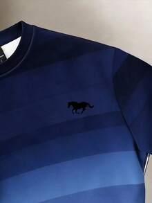 Manfinity Joysei Men's Fashionable Summer Casual Blue Ombre Round Neck Short Sleeve T-Shirt - Blue - View 4