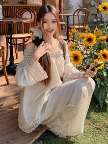 DAZY Bộ đồ nữ gồm áo tay dài trễ vai phối ren và quần dài màu trơn, kiểu dáng thanh lịch, thích hợp cho mùa xuân/hè. - Màu be - Xem 4