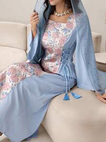 Yasmyna Đầm dài tay xẻ tà, cổ vuông, thắt eo, chất liệu jacquard, phối nhiều mảnh vải, kiểu Ả Rập dành cho nữ. - Màu xanh lam - Xem 2