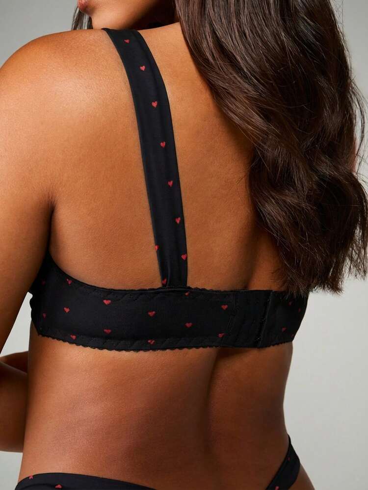 MISSGUIDED Heart Print Bra And Thong Set Lingerie For Valentine's Day Intimate Apparel Underwear Collection