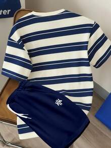 Manfinity Joysei Bộ 2 món áo thun và quần nỉ dệt kim rộng rãi thoải mái dành cho nam, thích hợp cho đi học, đi chơi, thể thao. - Màu xanh lam - Xem 2