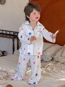 DAZY 2pcs Toddler Boys' Korean Style Star Print Lapel Long Sleeve Shirt And Pants Pajama Set - Red and White - View 9