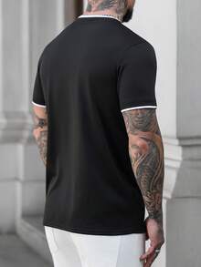 Manfinity CasualCool 男士V领休闲百搭日常短袖T恤 - 黑色 - 查看 2