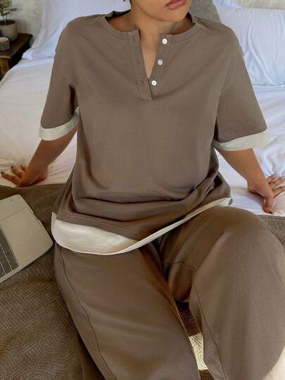 Dazy Plus 2pcs Fashionable Pajama Set, Contrast Color Block Half-Open Collar Short Sleeve Top And Solid Color Long Pants, Spring/Summer Sleepwear