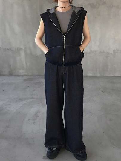 FRIFUL Women's Casual Fashion Street Style Sleeveless Zip-Up Hooded Jacket And Denim Jeans Set, Suitable For Spring, Summer, Autumn