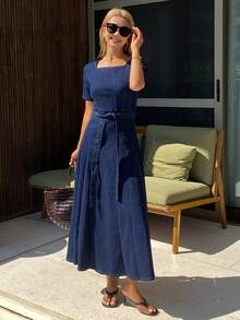 DAZY Mid-Length Waist Cinched Retro Goddess Style A-Line Denim Dress For Women - Dark Wash - View 4