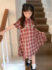 Dazy Kids 少女彼得潘领格子蝴蝶结装饰复古法式度假连衣裙 - 紅色 - 查看 3