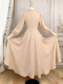 Lyxana 纯色立领金属装饰优雅长袖连衣裙 - 杏色 - 查看 2