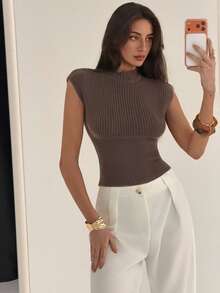 Aloruh 女士休闲日常办公通勤简约纯色立领蝙蝠袖修身短款针织上衣 - 咖啡棕 - 查看 7