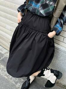 DAZY Chân váy xòe rộng rãi, thoải mái, kiểu dáng mùa xuân hè, có dây rút ở eo, họa tiết hoa, túi lớn và thiết kế phối màu, nhẹ nhàng, phong cách đường phố ngoài trời dành cho nữ. - màu đen - Xem 4