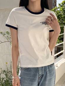 DAZY 標語圖形對比邊條t恤 - 白色 - 查看 4