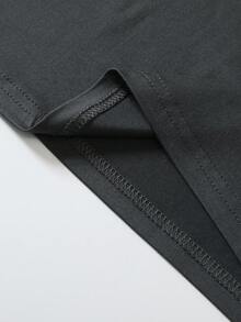 SHEIN CURVE+ Áo thun cổ tròn tay ngắn cỡ lớn in chữ "Cô gái đầu lâu uống cà phê" - Xám - Xem 5