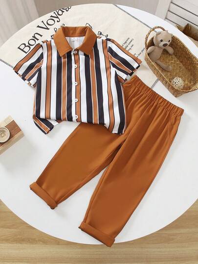 SHEIN 2pcs/Set Summer Casual Outfit: 1pc Woven Vertical Striped Contrast Color Digital Print Short Sleeve Shirt With Simple Lapel Design, Paired With Solid Brown Casual Pants. Showcases Simplicity And Elegance, Suitable For Daily Wear, School, Travel And Recreation In Spring And Summer.