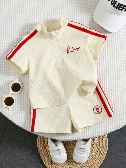 SHEIN 2件套男婴可爱夏季休闲杏色字母图案立领短袖衬衫和松紧腰短裤套装，幼儿男童夏季服装