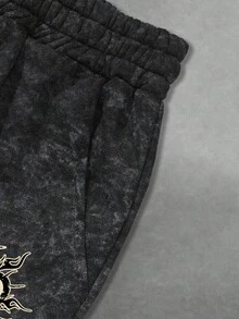 Manfinity EMRG 男士夸张肖像及23号纽约标语印花休闲运动抽绳短裤 - 彩色 - 查看 4