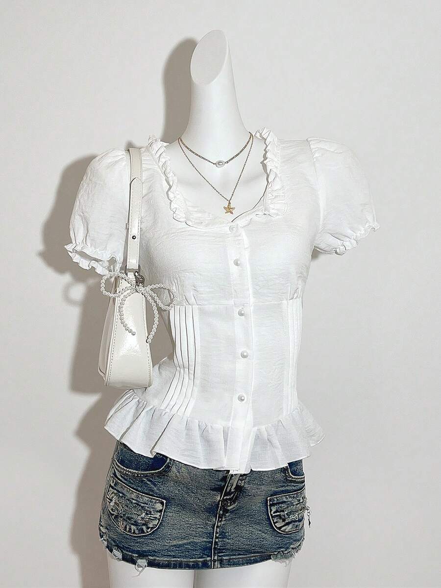 SHEIN Unity 可爱女童夏季新款时尚衬衫，荷叶边领设计，性感蘑菇纽扣装饰，腰部收褶褶裥，时尚百搭 - 白色 - 查看 1