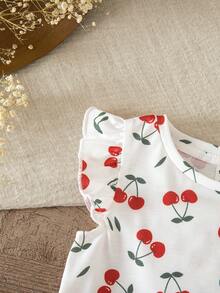 SHEIN 女婴休闲可爱樱桃印花短袖针织上衣 - 彩色 - 查看 3