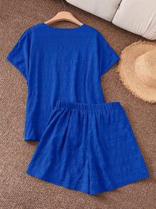 SHEIN LUNE 大码蓝色两件套圆领衬衫+短裤套装，宽松休闲纽扣装饰女装套装，女士夏季两件套，女士两件套，短款女士度假套装，休闲搭配套装，女士服装套装，女士短款套装，女士休闲短款套装 - 藍色 - 查看 2