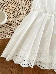 SHEIN Đầm trắng tay ngắn dễ thương cho bé gái, thích hợp mặc đi nghỉ mát. - Nhiều màu - Xem 4