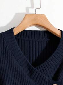 GlowEve New Elegant Pullover With Gold Buttons Women's European And American Chic Versatile Minimalist Fashion Knitted Top And Knitted Pants - Royal Blue - View 5