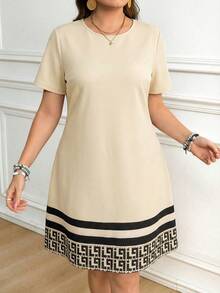 SHEIN LUNE 大码夏季休闲几何印花短袖连衣裙 - 杏色 - 查看 4