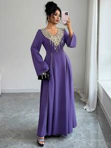 Al Najma Women's Elegant V-Neck Long Sleeve Arabic Style Dress - Purple - View 6