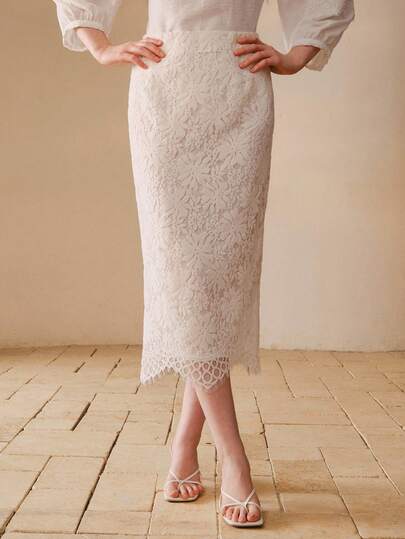 MOTF PREMIUM LACE HIGH WAIST SPLIT HEM SKIRT