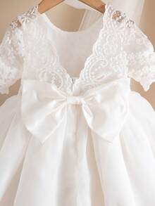 SHEIN Robe courte à manches courtes, blanche, élégante et mignonne, avec broderie florale en maille - Multicolore - Voir 5