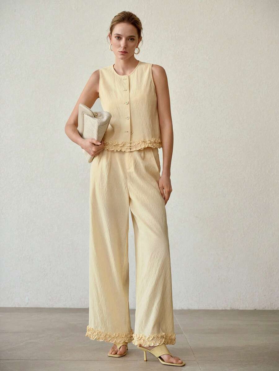 MOTF PREMIUM 纯色单排扣荷叶边下摆无袖上衣和阔腿裤套装 - 黃色 - 查看 1