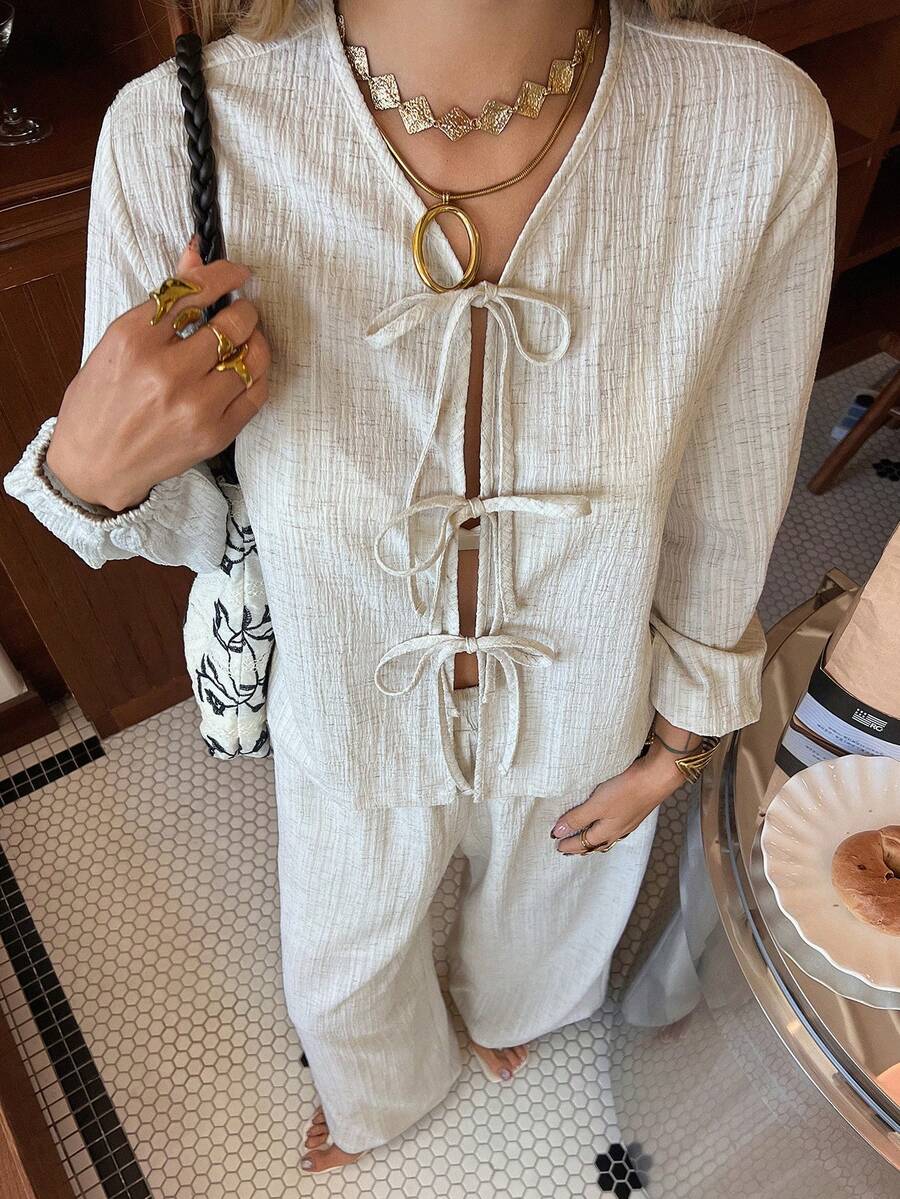 DAZY 2pcs Women Solid Color V-Neck Twist Front Long Sleeve Top And Pants Set - Khaki - View 1