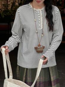 FRIFUL 女士休闲条纹蕾丝边T恤，秋季长袖 - 黑與白 - 查看 6