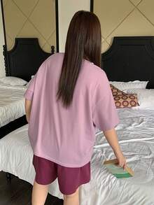 Dazy Plus 两件套休闲家居服，宽松短袖上衣和松紧腰短裤，大码女式睡衣，春夏款 - 紫色 - 查看 2