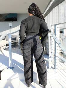 Steph T 秋冬款黑色立领喇叭袖短款毛衣、长袖上衣 - 黑色 - 查看 2