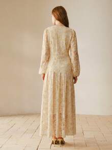 MOTF PREMIUM 女士交叉领全蕾丝印花长连衣裙 - 黃色 - 查看 4