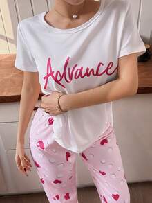 SHEIN 两件套：简约字母印花白色短袖上衣和粉色爱心睡衣短裤 - 彩色 - 查看 3