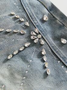 ROMWE MEN Street Life 男士休闲做旧牛仔短裤，带口袋、纽扣和水钻装饰 - 淺色水洗藍 - 查看 6