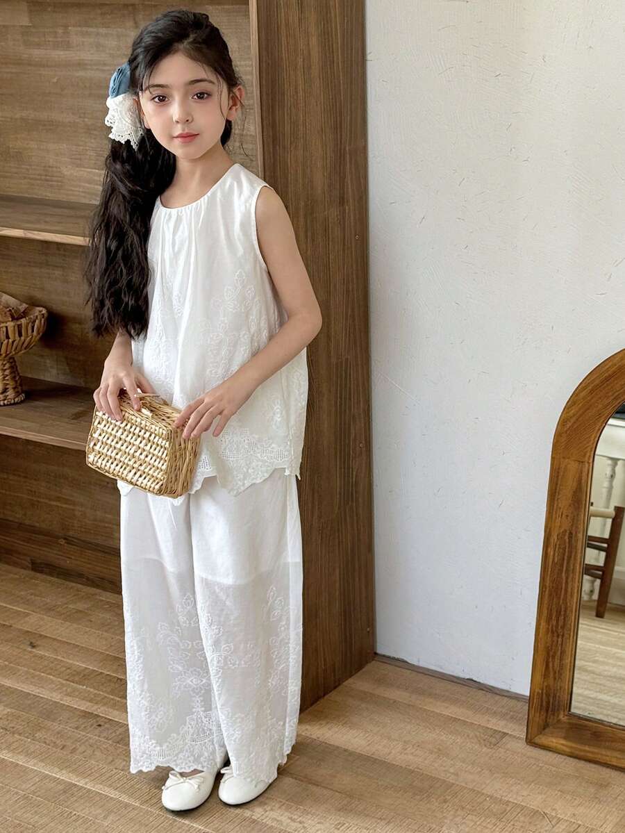 DAZY 少女碎花荷叶边无袖衬衫和裤子休闲套装 - 白色 - 查看 1