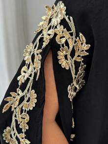 Elenzga 女士黑色纯色拼接网纱袖口金属花卉饰边设计高领优雅宽松衬衫，适合教师、校园风格，也是情人节、劳动节、复活节、旅行和假日等场合的时尚单品，春夏新款必备时尚单品，独特设计，百搭上衣 - 黑色 - 查看 3