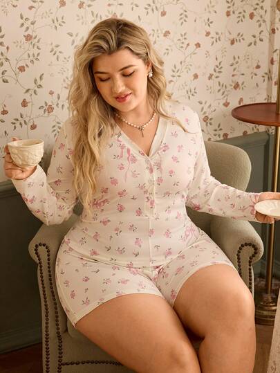 SHEIN Romantic Floral Bow Print Long Sleeve Fashionable Fitted Jumpsuit Sleepwear, Plus Size Sexy Pajamas For Woman Curve Women Plus Pajamas Plus Size Sleep Wear Plus Size Sleepwear Pajama Sets For Women Curvy