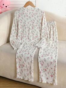 SHEIN Tween Girl Cute Sweet Minimalist Colorful Bow Pattern V-Neck Half-Open Front Ruffle Long Sleeve Soft Comfortable Pajama Set, 2pcs, Two Piece Sleepwear Set Floral Pajama Set, All Over Floral Pant Set, Pajamas Set Two Piece - Baby Pink - View 5