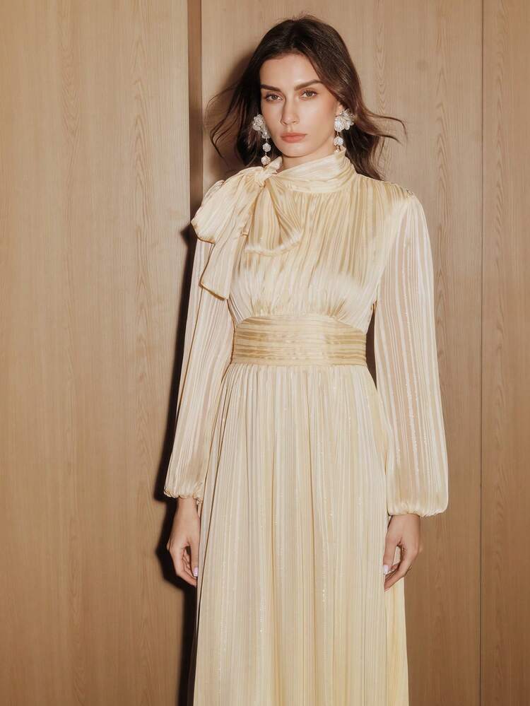 Elegant And Luxurious Striped Dress For Women