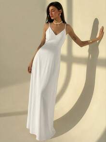 Aloruh 白色V领吊带修身连衣裙，蕾丝拼接，露背设计，适合婚礼季穿着。 - 白色 - 查看 7